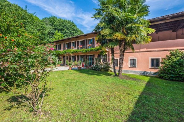 casa indipendente in vendita a Pinerolo