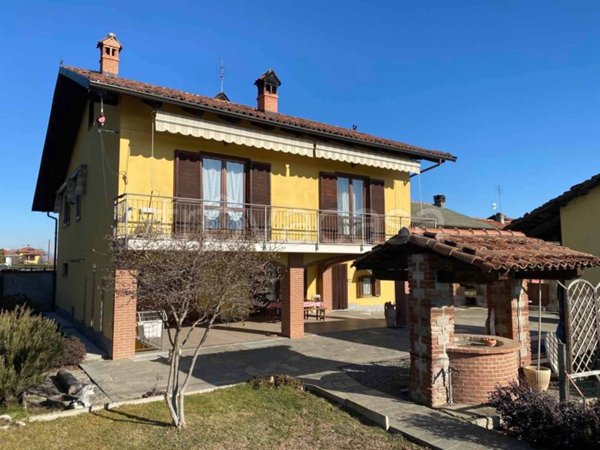 casa indipendente in vendita a Pinerolo
