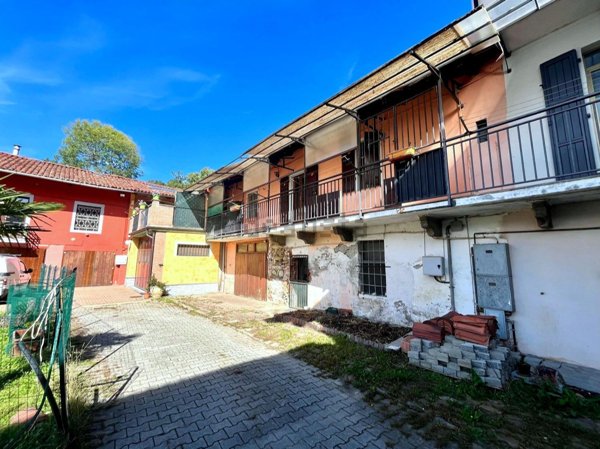 casa indipendente in vendita a Pinerolo in zona Abbadia Alpina