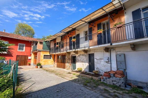 casa indipendente in vendita a Pinerolo in zona Abbadia Alpina