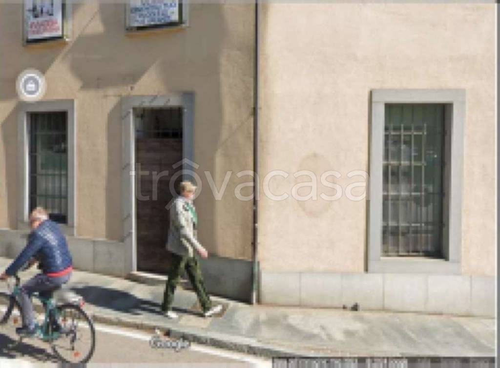 negozio in vendita a Pinerolo