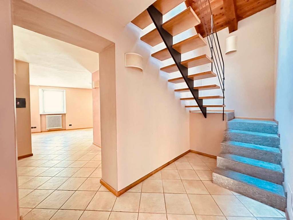 appartamento in vendita a Pinerolo