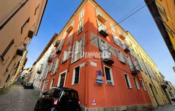 appartamento in vendita a Pinerolo in zona Avaro/Tron