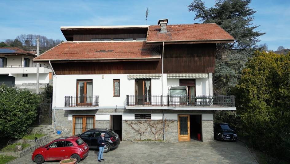 casa indipendente in vendita a Pinerolo
