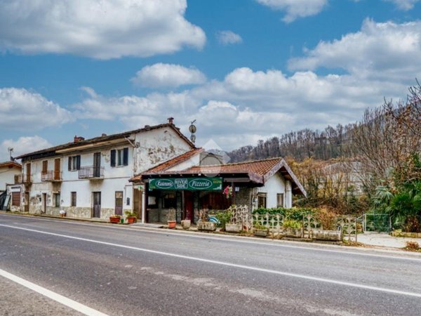 appartamento in vendita a Pinerolo in zona Abbadia Alpina