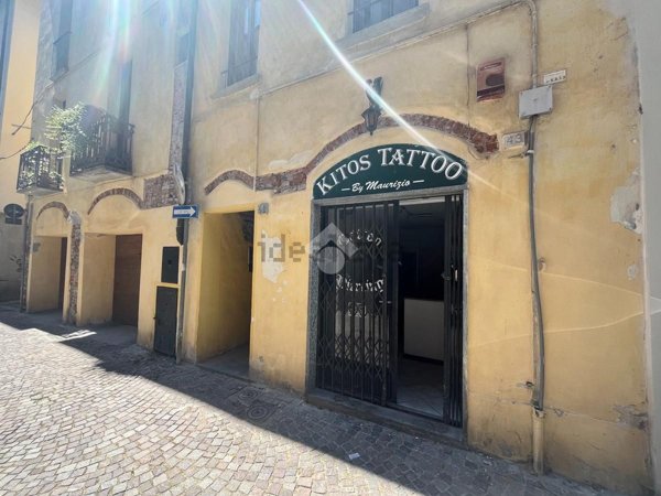 negozio in vendita a Pinerolo