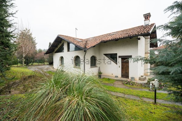 casa indipendente in vendita a Pinerolo