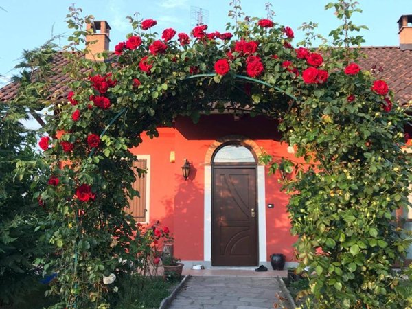 casa indipendente in vendita a Pinerolo in zona Riva