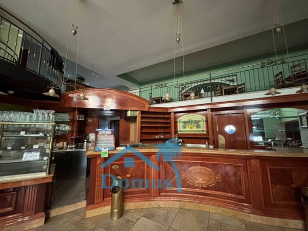 negozio in vendita a Pinerolo