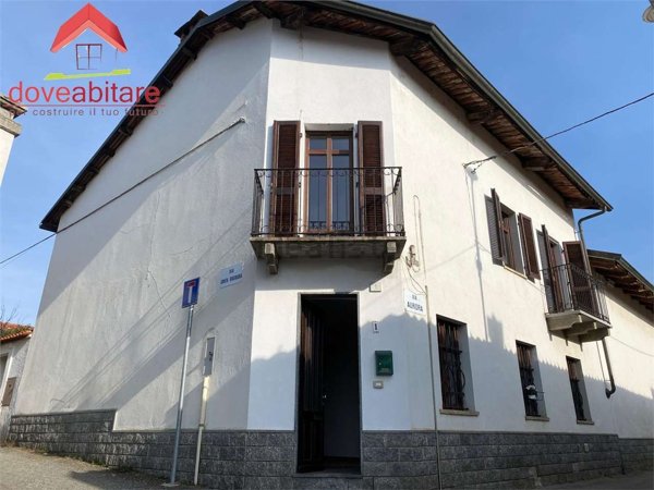 casa indipendente in vendita a Pinerolo in zona Riva