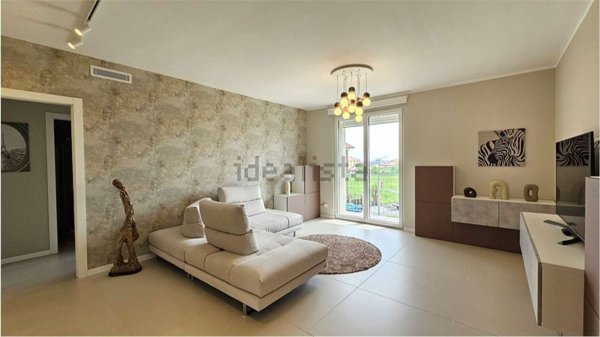 appartamento in vendita a Pinerolo in zona Abbadia Alpina