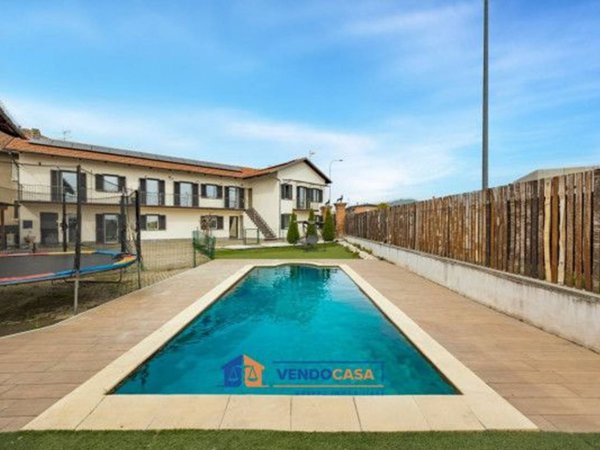 casa indipendente in vendita a Pinerolo