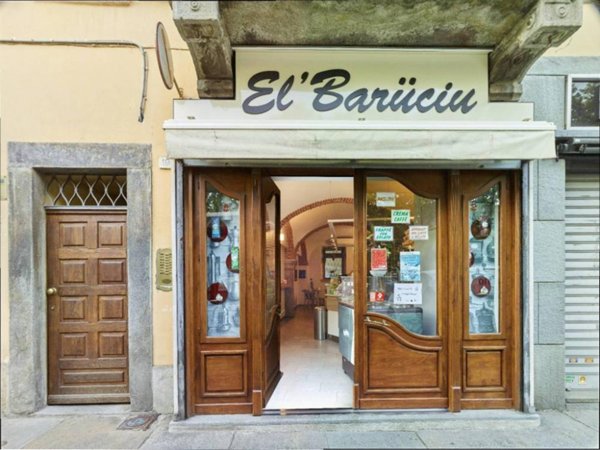 negozio in vendita a Pinerolo