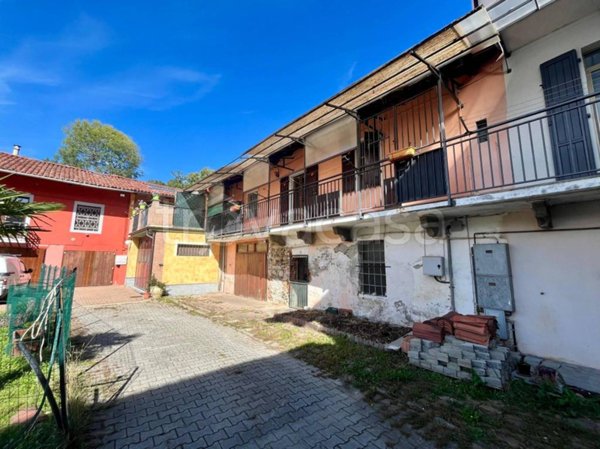 casa indipendente in vendita a Pinerolo in zona Abbadia Alpina