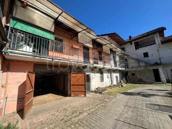 casa indipendente in vendita a Pinerolo in zona Abbadia Alpina