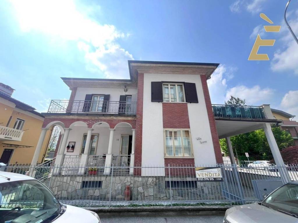 casa indipendente in vendita a Pinerolo