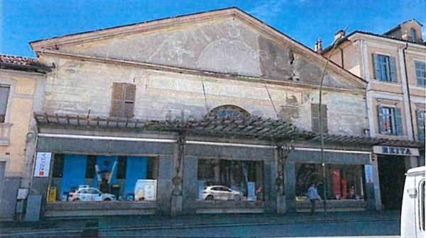 locale di sgombero in vendita a Pinerolo