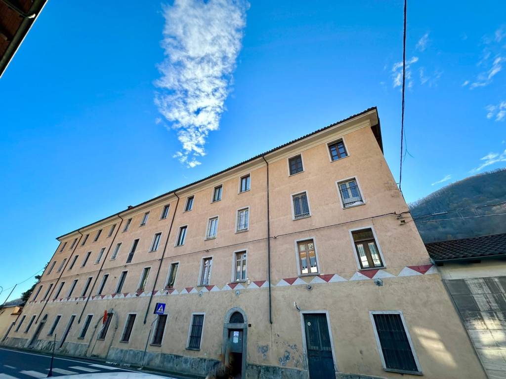 appartamento in vendita a Pinerolo in zona Abbadia Alpina