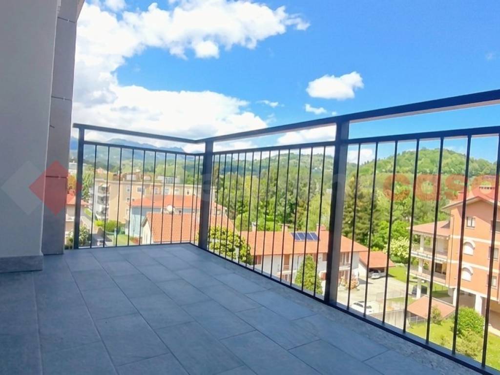 appartamento in vendita a Pinerolo in zona Abbadia Alpina