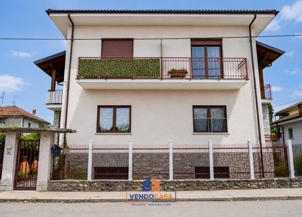 appartamento in vendita a Pinerolo in zona Baudenasca