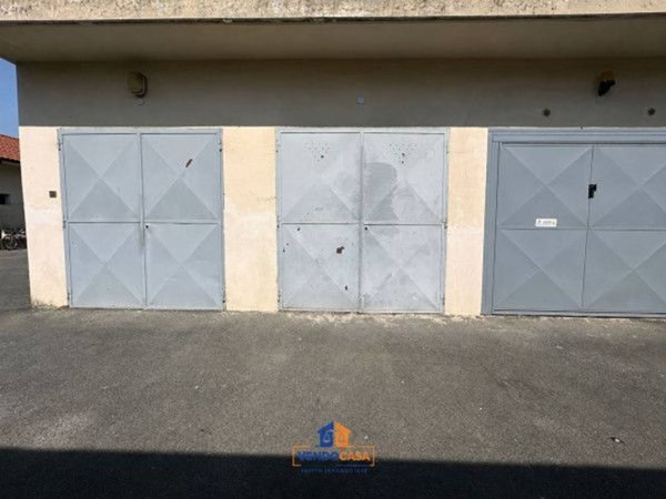 negozio in vendita a Pinerolo