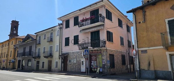 negozio in vendita a Pinerolo