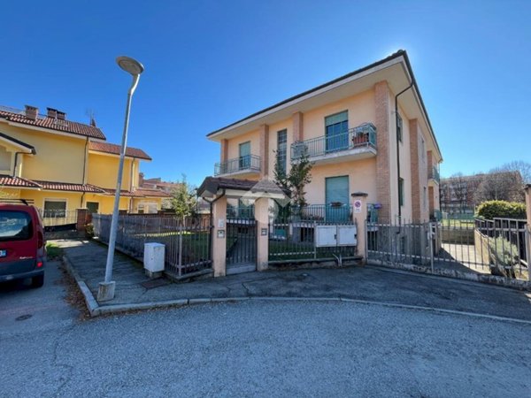 appartamento in vendita a Pinerolo in zona Avaro/Tron
