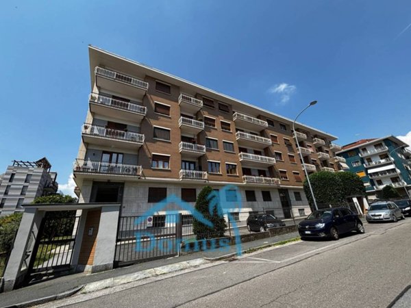 appartamento in vendita a Pinerolo in zona Avaro/Tron