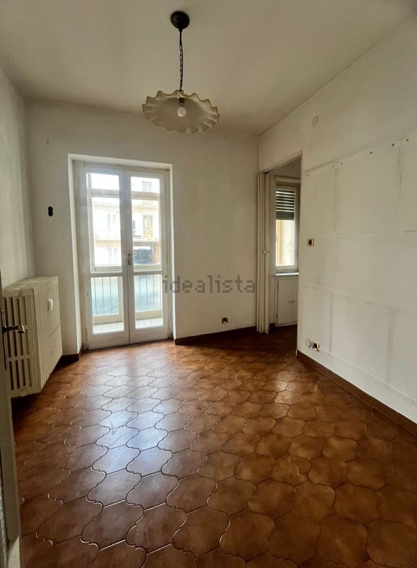 appartamento in vendita a Pinerolo in zona Avaro/Tron