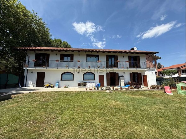 appartamento in vendita a Pinerolo in zona Abbadia Alpina
