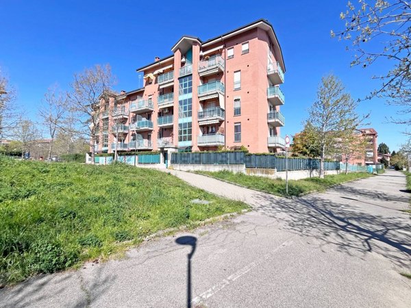 appartamento in vendita a Pinerolo in zona Cascina Gili