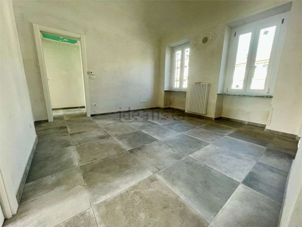 appartamento in vendita a Pinerolo in zona Avaro/Tron