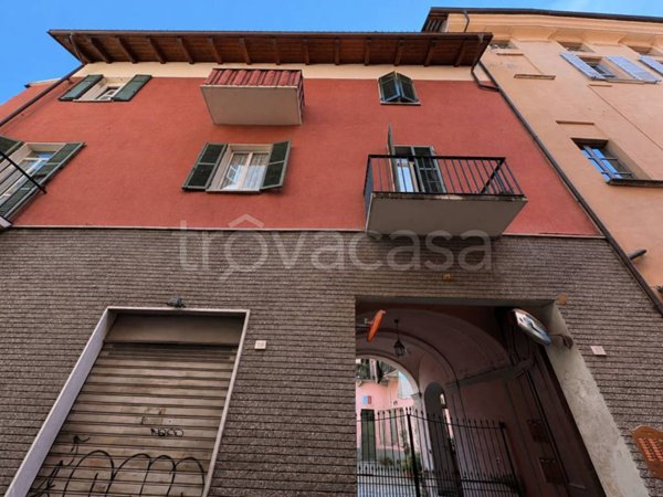casa indipendente in vendita a Pinerolo in zona Avaro/Tron