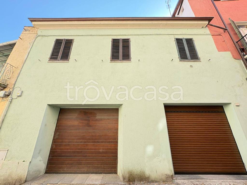 casa indipendente in vendita a Pinerolo in zona Avaro/Tron