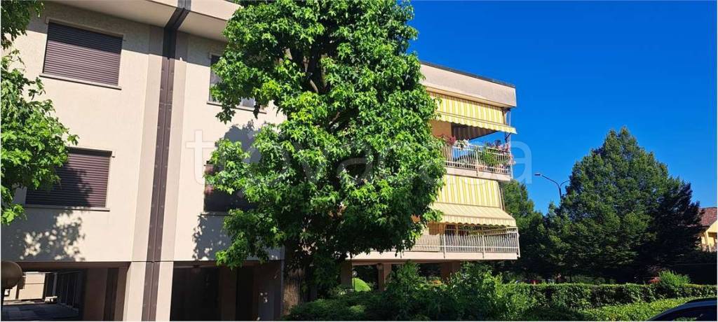 appartamento in vendita a Pinerolo in zona Riva