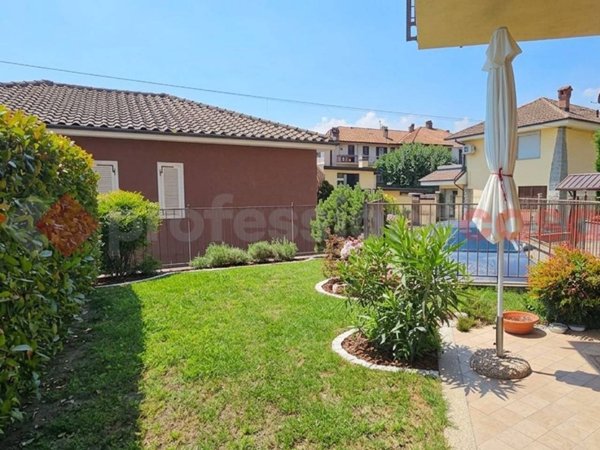 appartamento in vendita a Pinerolo in zona Abbadia Alpina