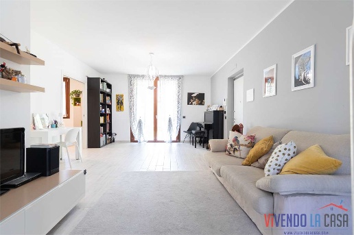 appartamento in vendita a Pinerolo in zona Abbadia Alpina