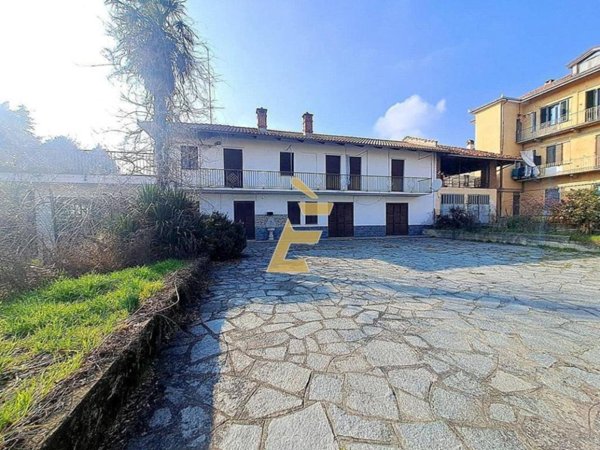 casa indipendente in vendita a Pinerolo in zona Abbadia Alpina