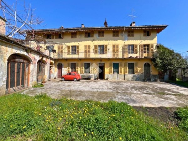 casa indipendente in vendita a Pinerolo in zona Abbadia Alpina