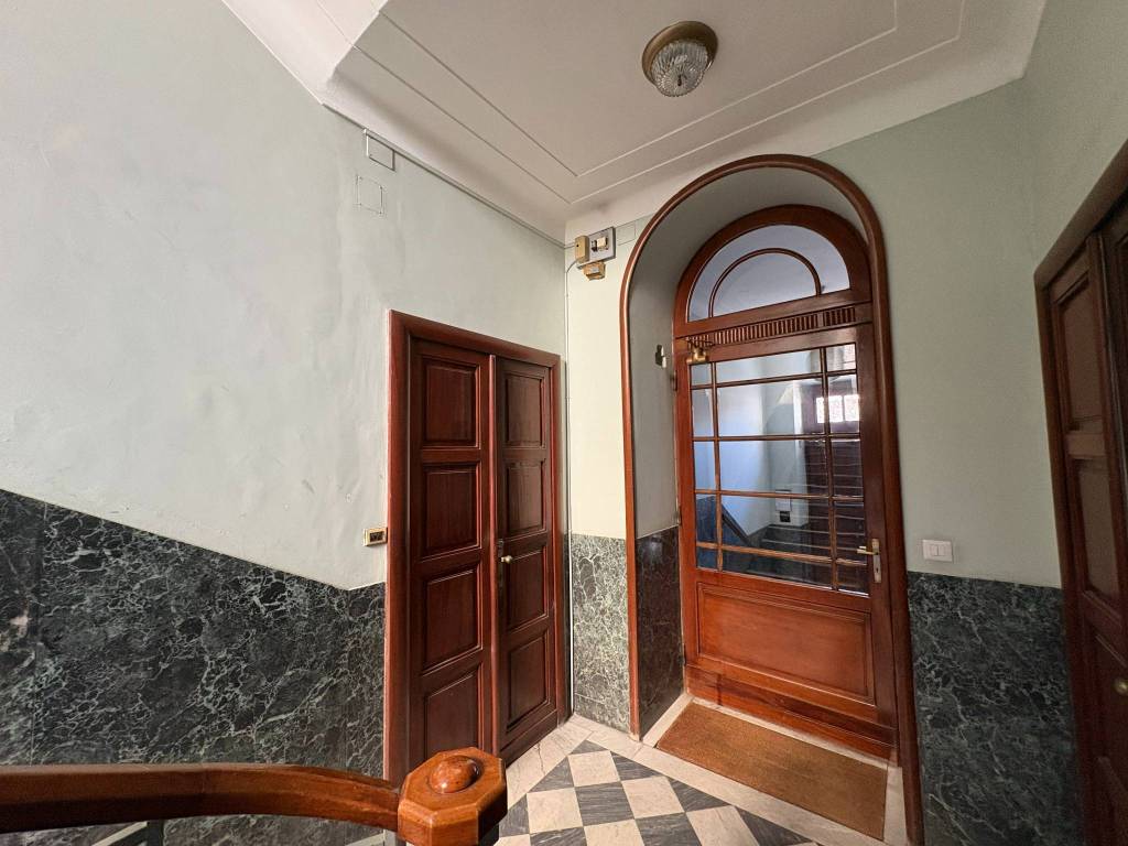 appartamento in vendita a Pinerolo in zona Avaro/Tron