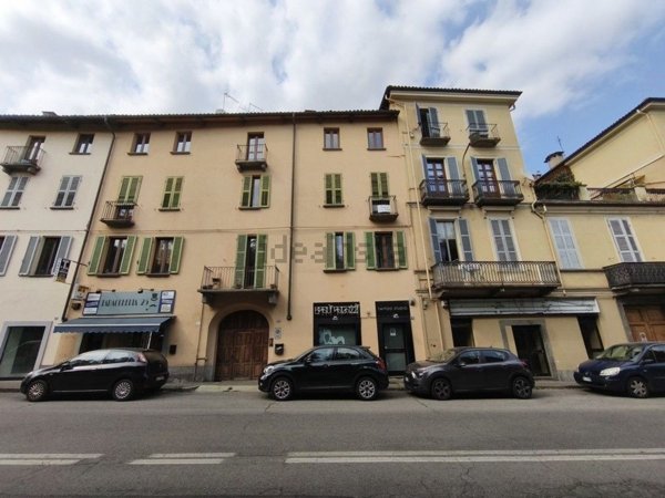 appartamento in vendita a Pinerolo in zona Avaro/Tron