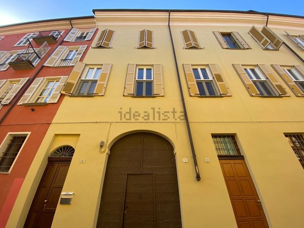 appartamento in vendita a Pinerolo in zona Avaro/Tron