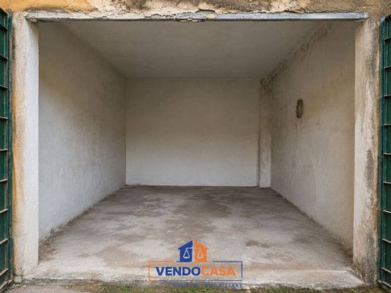 negozio in vendita a Pinerolo