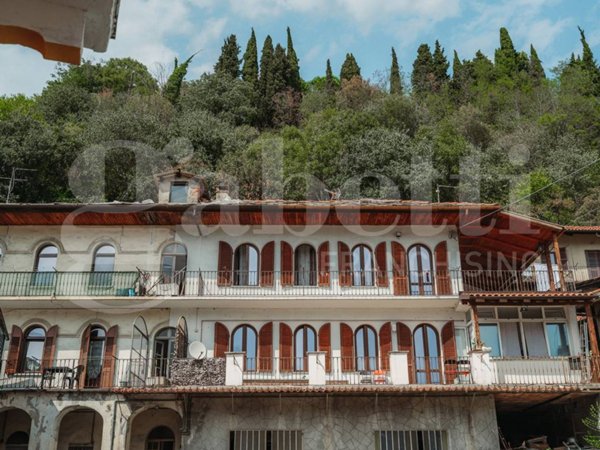 casa indipendente in vendita a Pinerolo in zona Abbadia Alpina