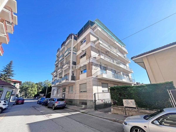 appartamento in vendita a Pinerolo in zona Avaro/Tron