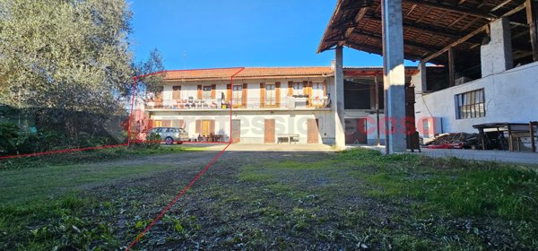 appartamento in vendita a Pinerolo in zona Riva