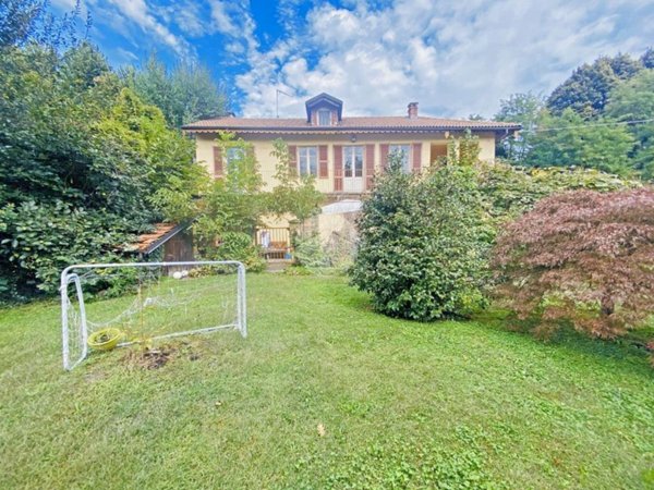 casa indipendente in vendita a Pinerolo
