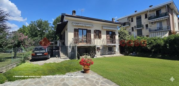 casa indipendente in vendita a Pinerolo in zona Riva