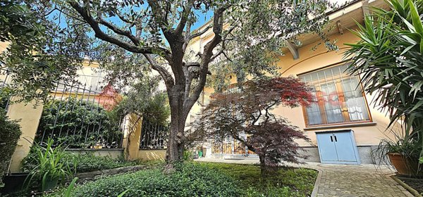 casa indipendente in vendita a Pinerolo in zona Avaro/Tron