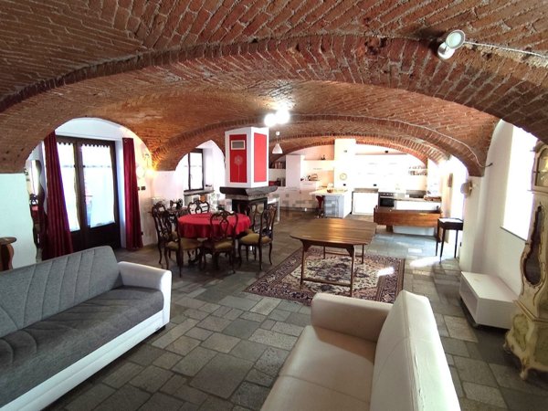 casa indipendente in vendita a Pinerolo in zona Motta Grossa